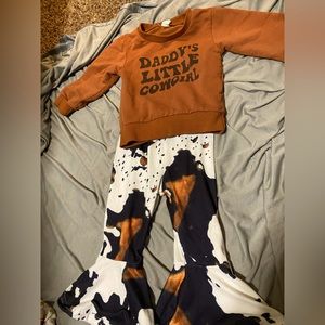 Daddy’s Little Cowgirl two piece baby outfit.